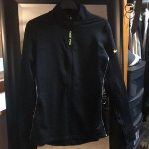 Nike quarter zip top